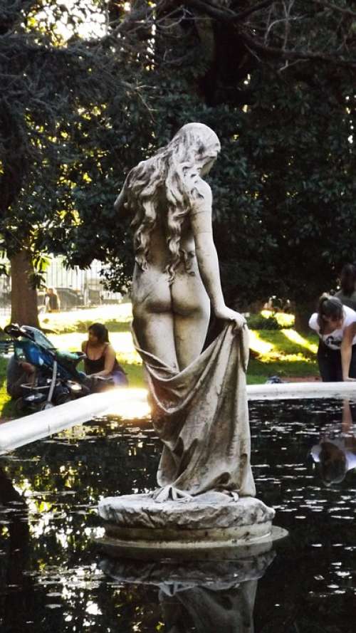 Statue Park Source Sculpture Naked Sculture