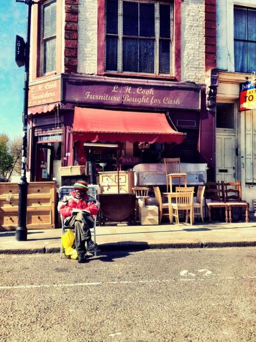 Stranger Reading Street Urban London Antique Man