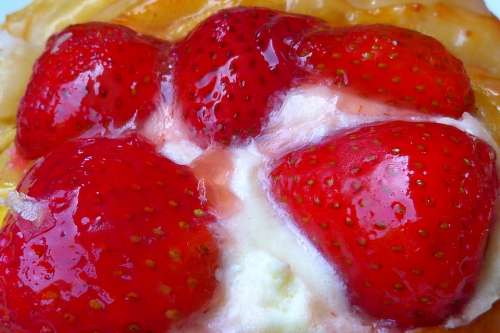 Strawberries Food Sweet Red Fruits Cake
