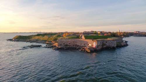 Suomenlinna Viapori Kustaanmiekka Island Bastion