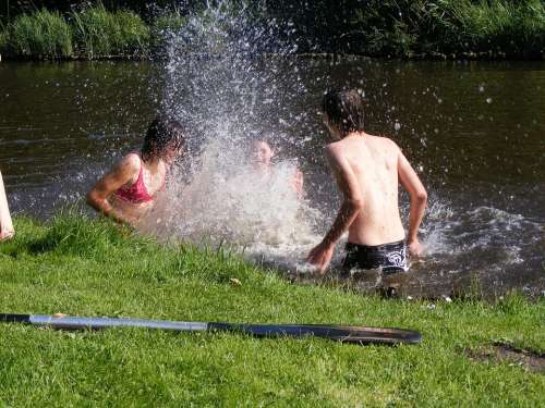 Swim Fun Summer Water Splashing Inject Teen