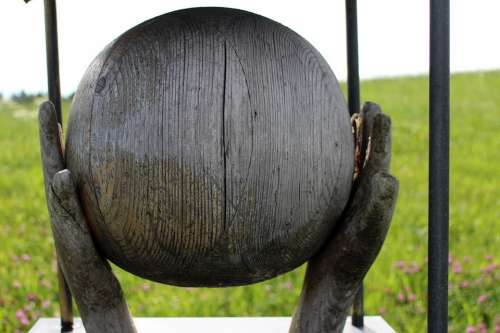 Symbol Ball Earth Globe Hands Wood Art