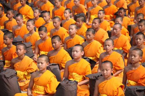 Thailand Buddhists Monks And Novices Meditate