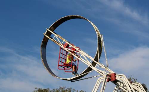 Theme Park Rotary Wheel Child Boy Fun Sky