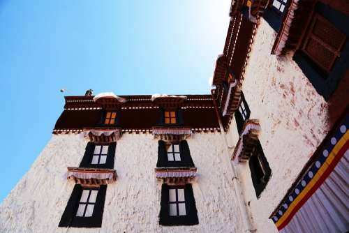 Tibet Lhasa The Potala Palace Blue Sky The Majestic