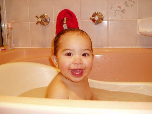 Toddler Bathing Baby Cute Happy Bathtub Adorable