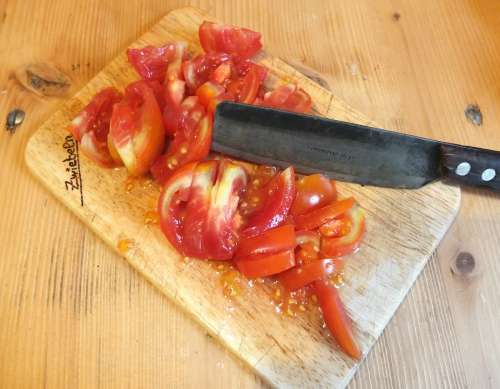 Tomato Tomato Pieces Cores Knife Cut Board