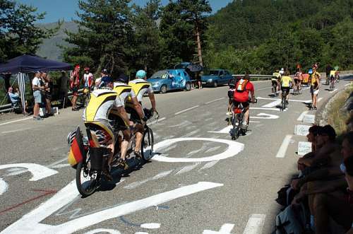 Tour De France Uphill Threesome Tandem