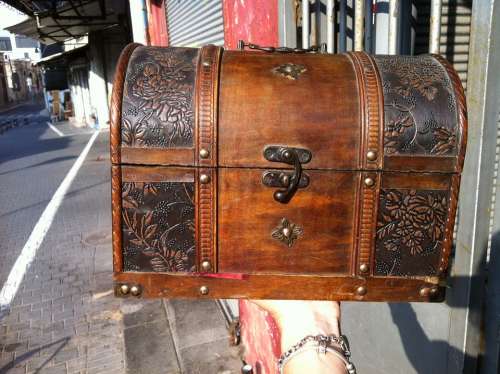 Treasure Box Jewel Case Casket Old Box Wood