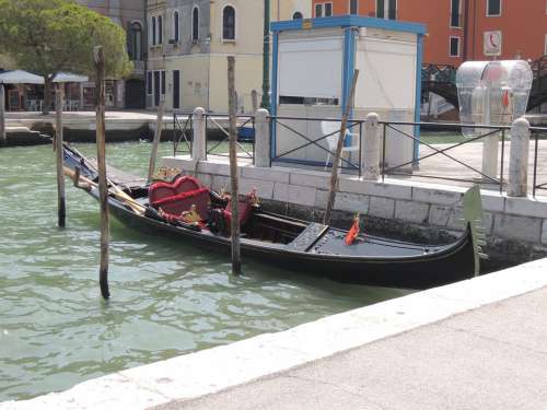 Venice Gondola Gondolas Water Rialto Bridge Italy