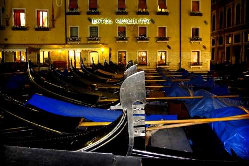 Venice Italy Gondola'S Night
