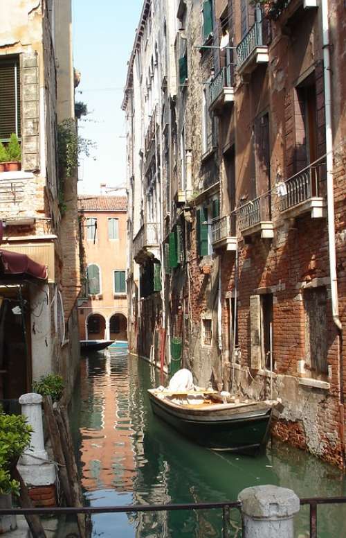 Venice Italy Boating Water Houses Rose Boat