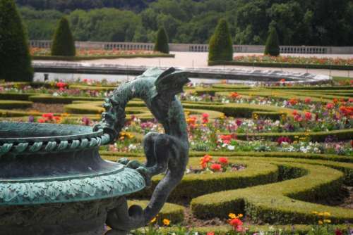 Versailles Garden Flowers Hedge Cis Fountain