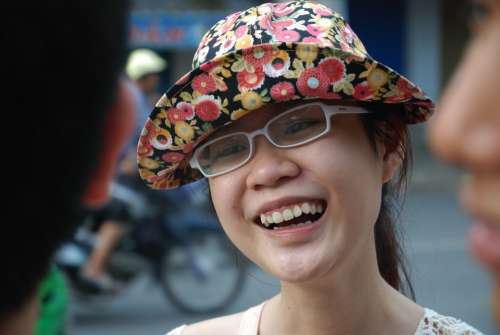 Vietnamese Saigonese Smile Smiling Happy Smiley