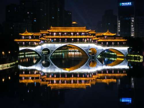 The Anshun Bridge, Chengdu, China.