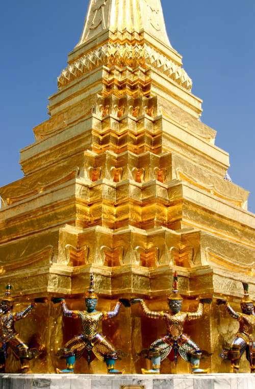 Golden Thai Temple Photo