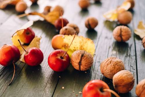 Mini apples and walnuts