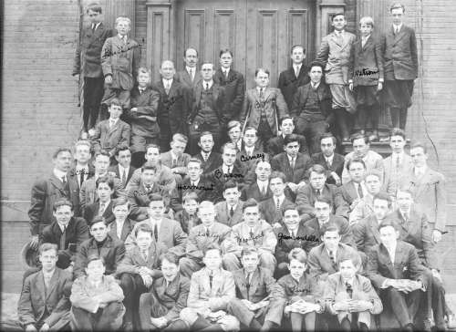 1911 Student Body of the Hopkins School in New Haven, Connecticut free photo