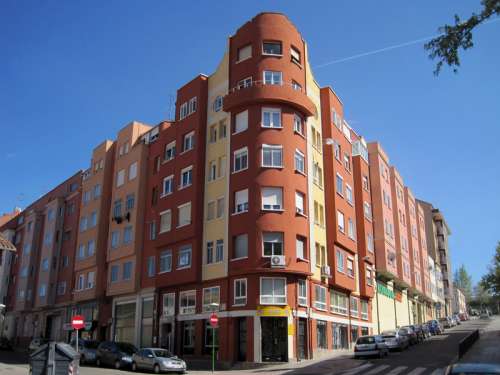 1950s-era building in the El Crucero district in Burgos, Spain free photo