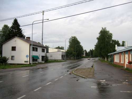 Ristijärvi street and road in Finland free photo