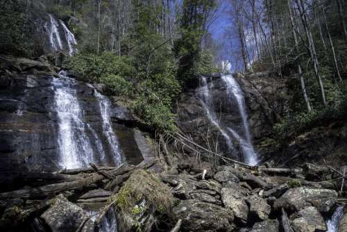 Anna-Ruby Falls landscape in Chattahooche-Oconee national forest free photo