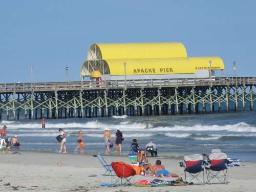 Apache Pier beach at Myrtle Beach, South Carolina free photo