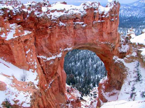 Arch formed by Erosion in Bryce Canyon National Park, Utah free photo