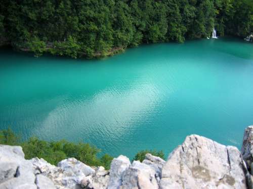Blue-Green waters of Plitvice Lakes National Park, Croatia free photo