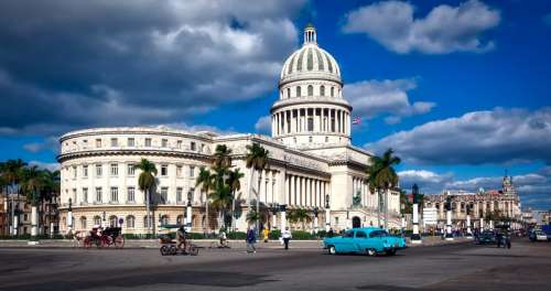 Capital building View in Havana, Cuba free photo