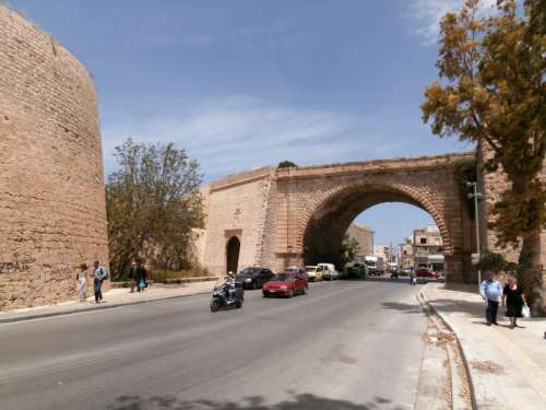 Chanioporta and Pantokratoras Gate in Heraklion, Greece free photo