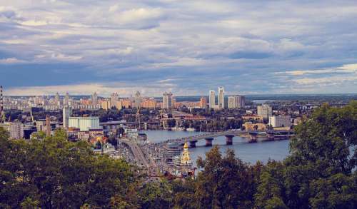 Cityscape view of Kiev, Ukraine free photo