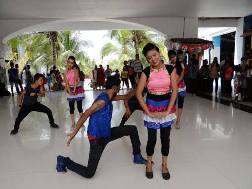 Dancers in Performance in Bangalore, India free photo