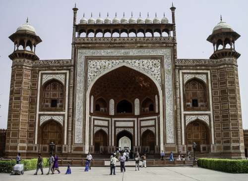 Gate to Taj Mahal, India free photo