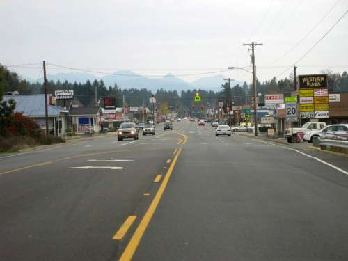 Driving into town from the north in Cave Junction, Oregon free photo