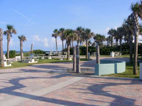 Frank Rendon Park with trees and Square in Daytona Beach Shores, Florida free photo