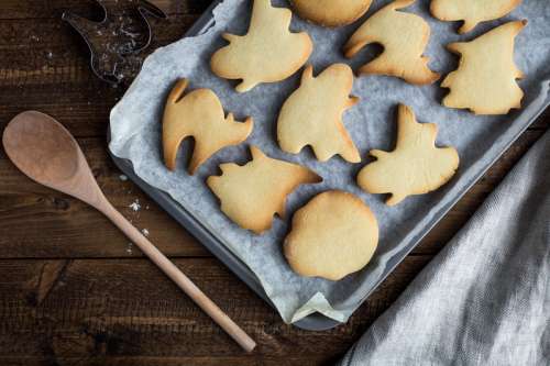 Ghost Shaped Cookies in a Pan free photo