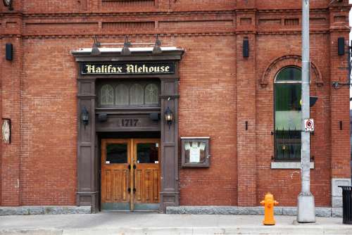Halifax Alehouse door in Nova Scotia free photo