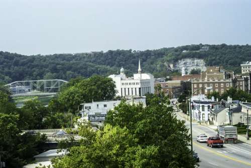 Hilltop view of modern-day Frankfort, Kentucky free photo