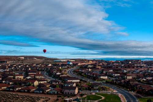 Hot Air Balloon above the cityscape of Albuquerque, New Mexico free photo