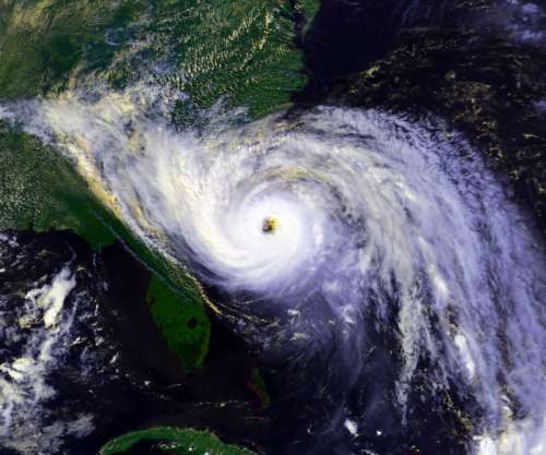 Hurricane Hugo in 1989 weather Calamity approaching the east coast free photo