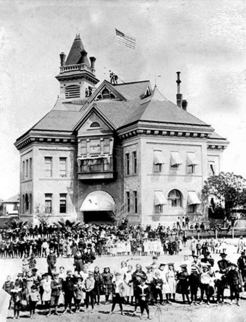 K Street High School in Fresno in 1897 in California free photo