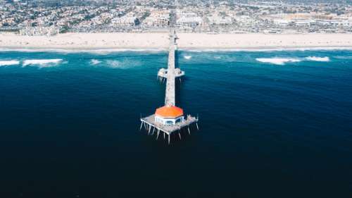 Landscape and Ocean in Huntington Beach, California free photo