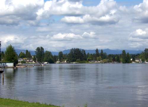Landscape and sky of Lake Stevens in Washington free photo