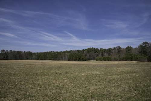 Landscape near Surrender Field in Yorktown, Virginia free photo