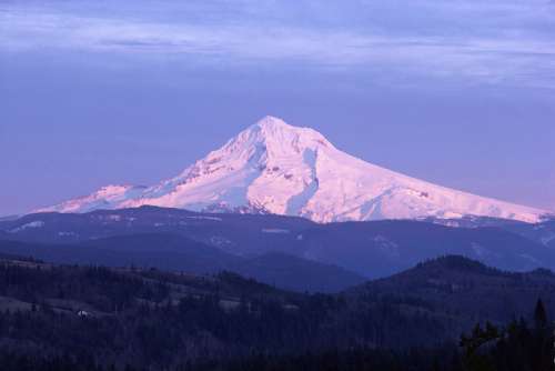 Landscape of Mount Hood at Sunrise in Oregon free photo