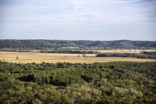 Landscape of the Wisconsin River Valley at Ferry Bluff free photo