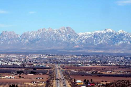 Las Cruces landscape with mountains in the background, New Mexico free photo