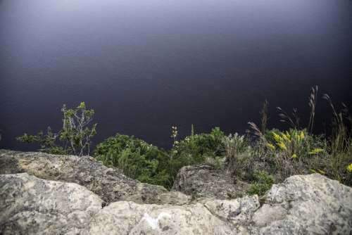 Looking Down the cliff at Ferry Bluff, Wisconsin free photo