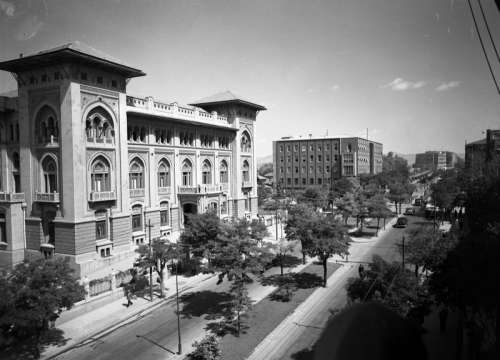  Old general directorate building of Ziraat Bank in Ankara, Turkey free photo