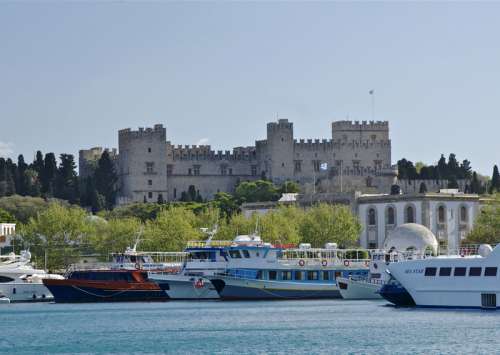 Palace of the Grand Master of the Knights of Rhodes in Greece free photo